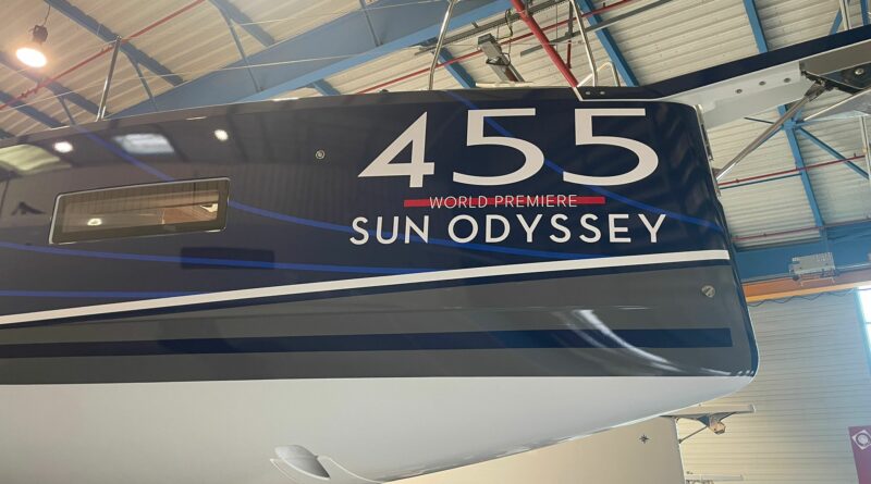 Sun Odyssey 455 – novità in casa JEANNEAU